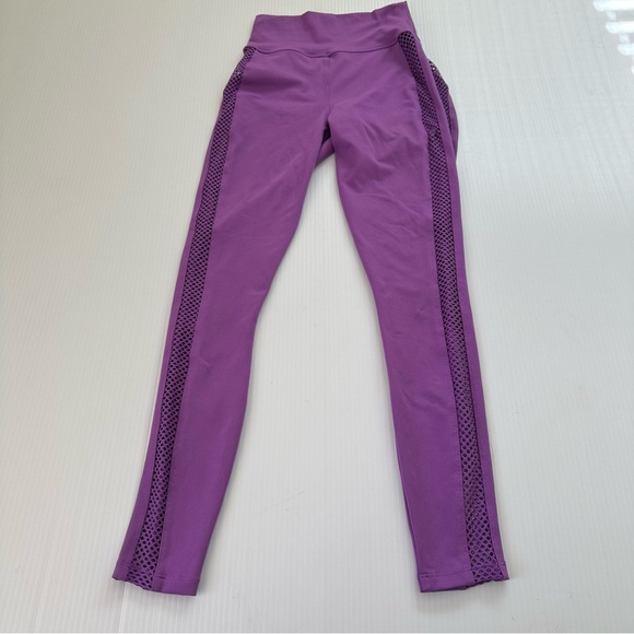 Bombshell Sportswear Mohawk Leggings Orchid, M - Picture 4 of 11